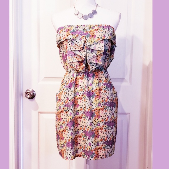 Willy Jay's (Boutique) Dresses & Skirts - Boutique Summer Floral Strapless Dress w/ Pockets